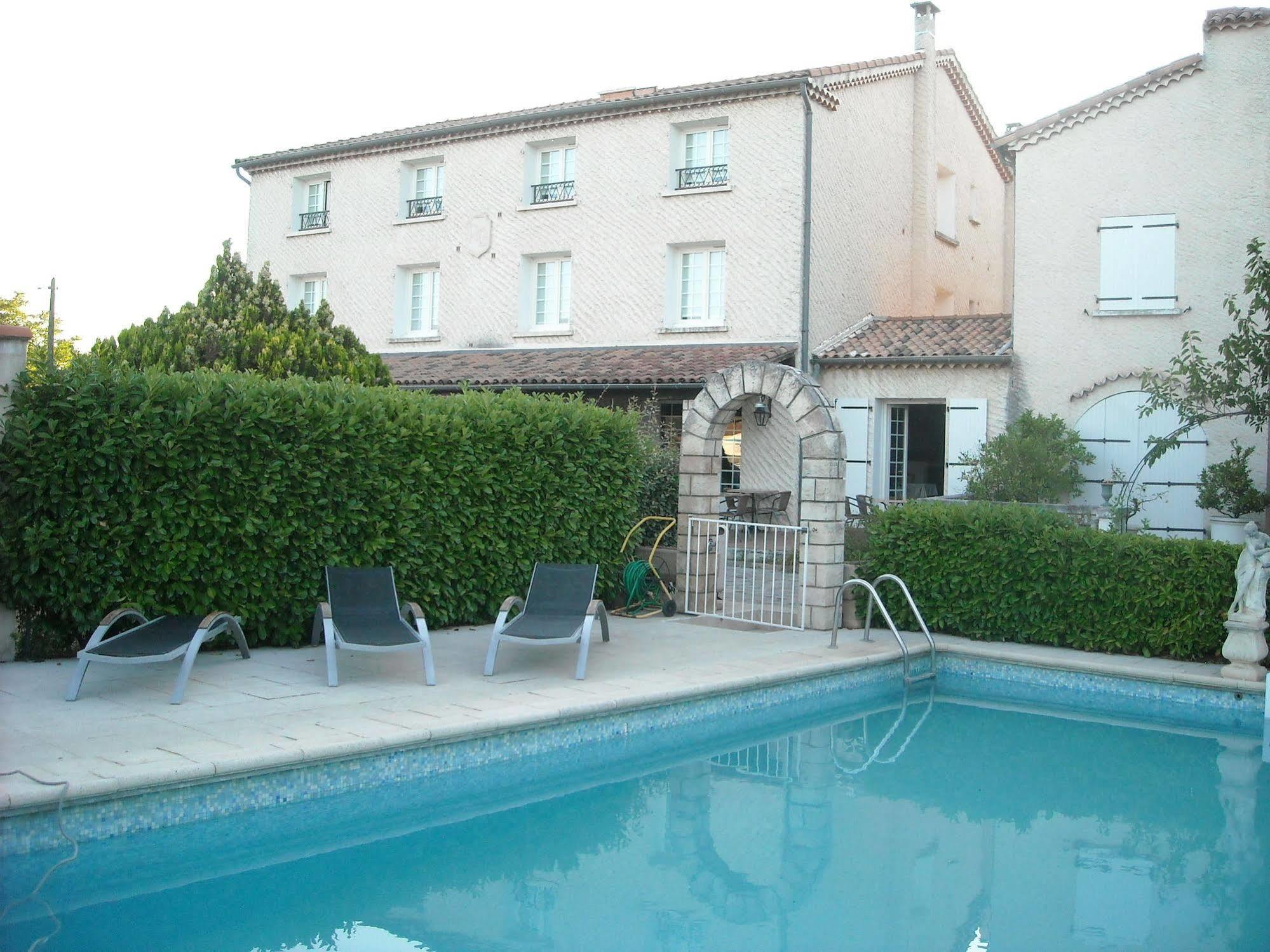 Saint-Hilaire-de-Brethmas Hotel Ecusson מראה חיצוני תמונה
