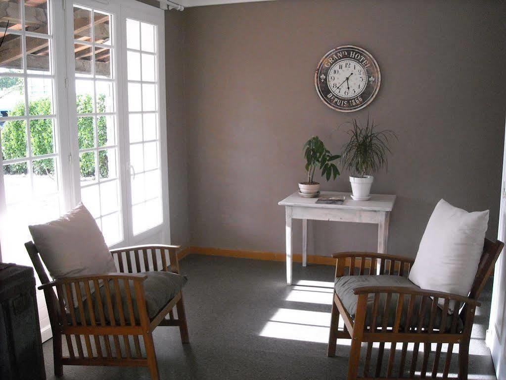 Saint-Hilaire-de-Brethmas Hotel Ecusson מראה חיצוני תמונה